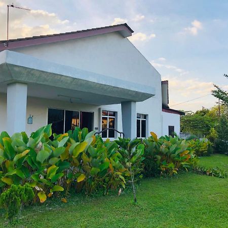 Homestay Lestary Near Taiping Fast Wifi Netflix 外观 照片